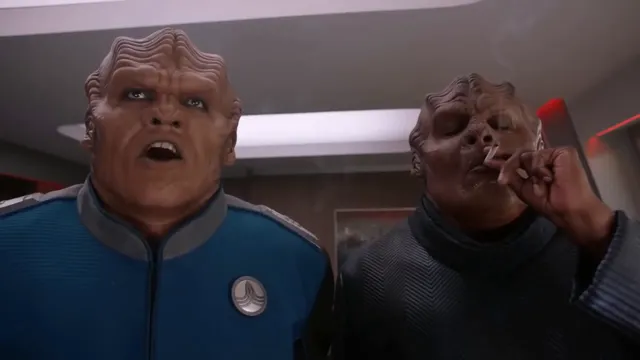 500 CIGARETTES at 01:00 — BORTUS
