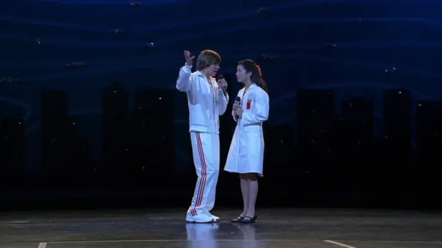 Breaking Free - High School Musical at 00:13 — TROY