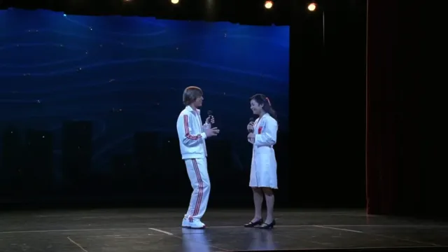 Breaking Free - High School Musical at 01:08 — TROY