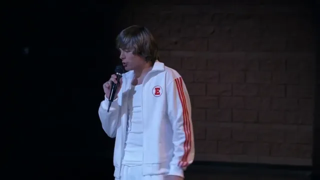 Breaking Free - High School Musical at 01:25 — TROY