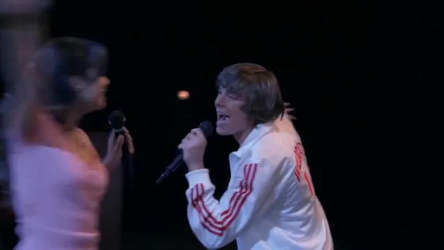 Breaking Free - High School Musical at 01:39 — TROY