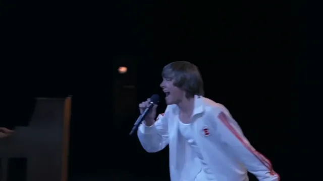 Breaking Free - High School Musical at 01:57 — TROY