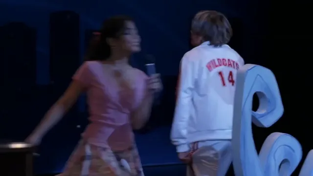 Breaking Free - High School Musical at 02:53 — TROY