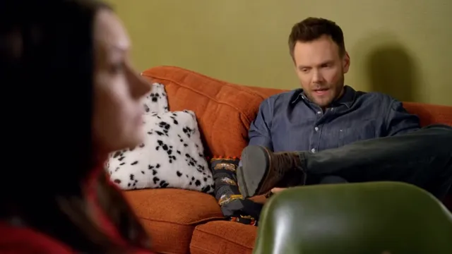 Community - Dean Pares Down Sexuality at 00:20 — JEFF