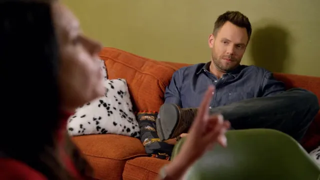 Community - Dean Pares Down Sexuality at 00:26 — FRANKIE