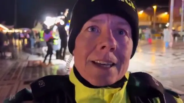 Excuse me HE at 00:40 — CAMERA GUY